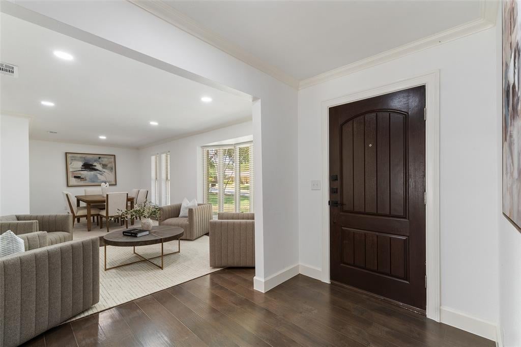 1612 Northcrest Drive