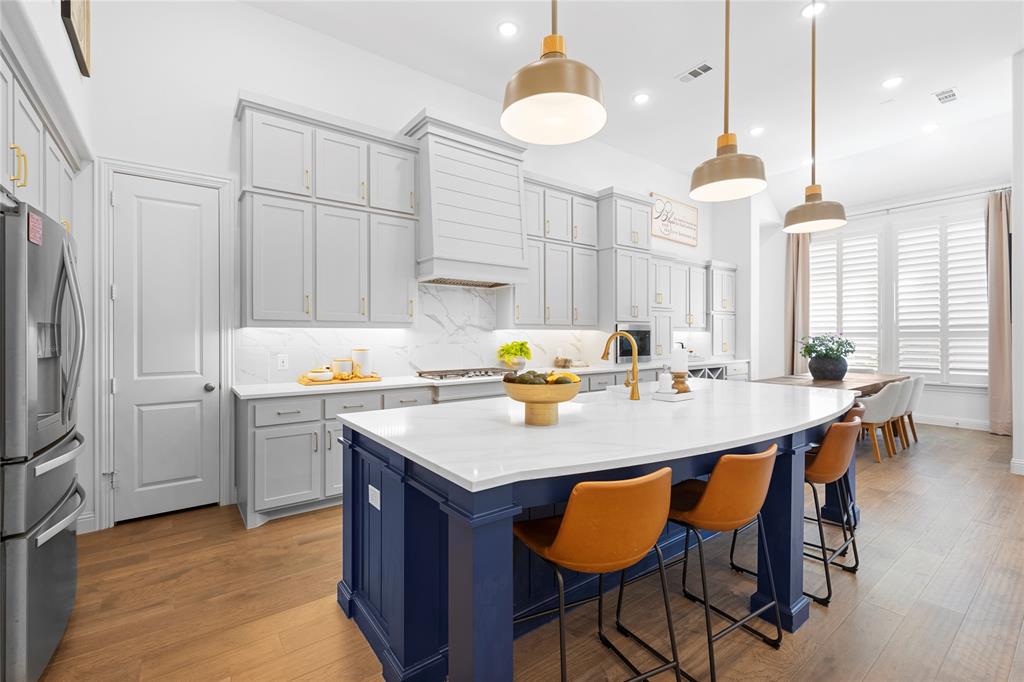 Northlake, Texas 76226, United States, 4 Bedrooms Bedrooms, ,4 BathroomsBathrooms,Residential,Pending,10957