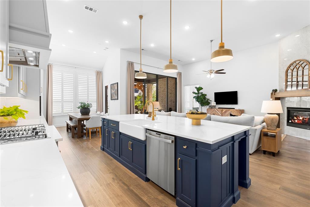 Northlake, Texas 76226, United States, 4 Bedrooms Bedrooms, ,4 BathroomsBathrooms,Residential,Pending,10957