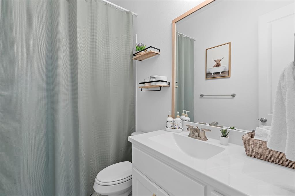 Northlake, Texas 76226, United States, 4 Bedrooms Bedrooms, ,4 BathroomsBathrooms,Residential,Pending,10957