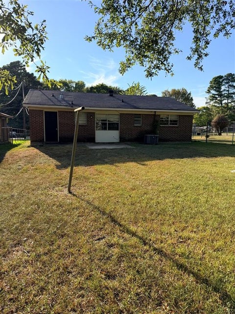 Tiny photo for 2055 Linear Street, Shreveport, LA 71107 (MLS # 21395149)