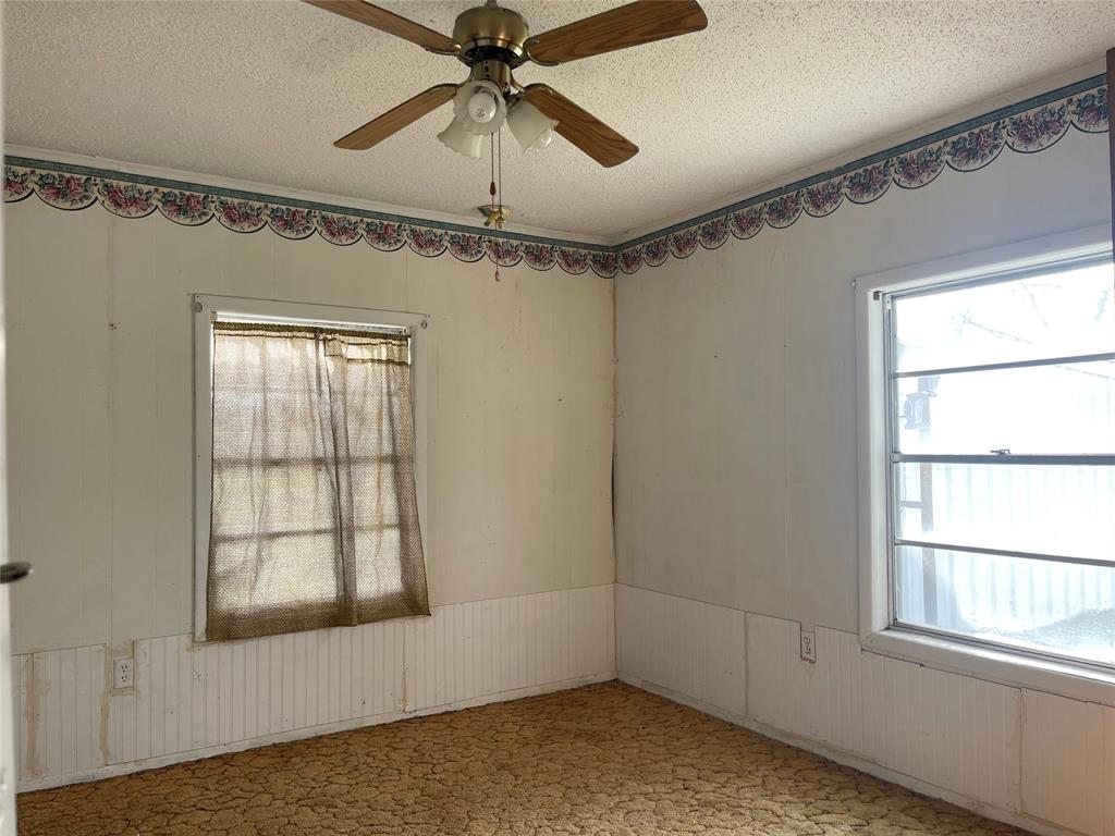 Orig Town Of Wolfe City - Residential