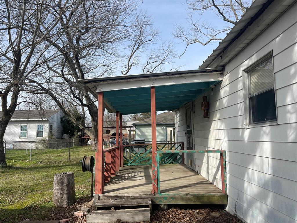 Orig Town Of Wolfe City - Residential