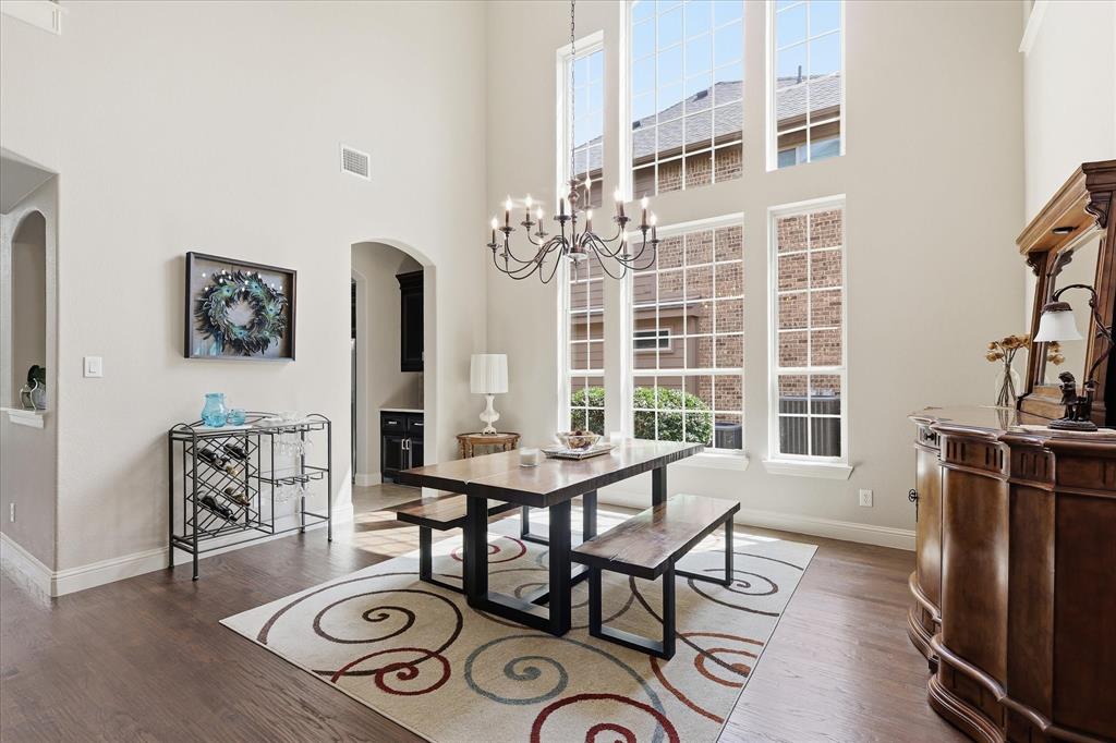 2207 Malin Drive