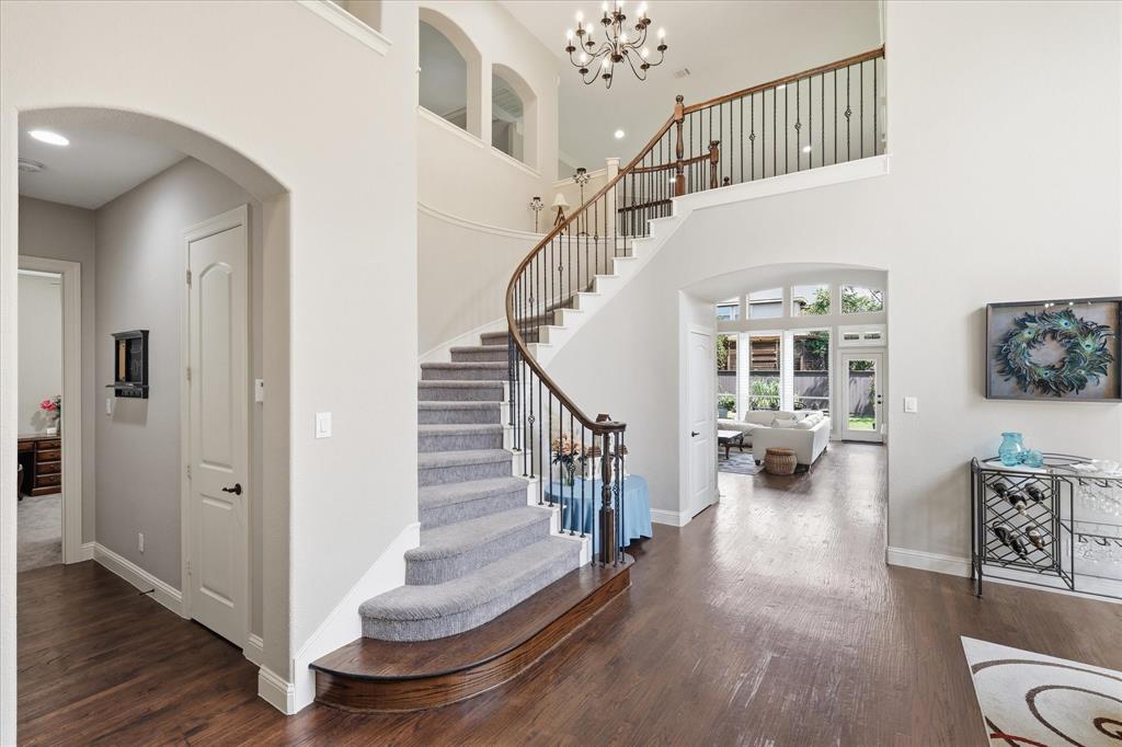 2207 Malin Drive