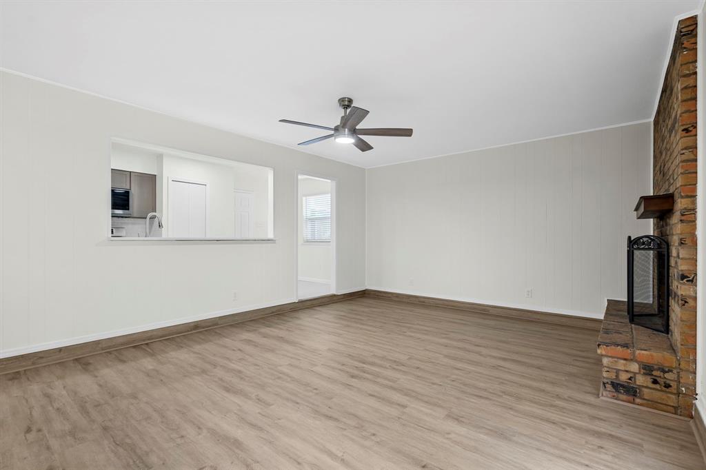 1828 Tracey Circle