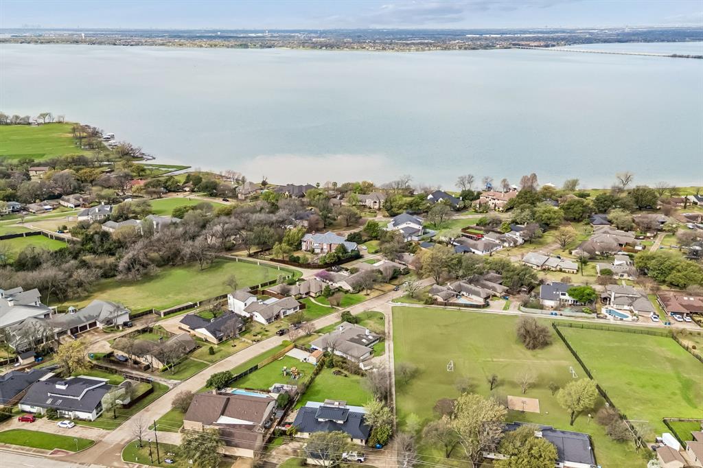 Lake Ray Hubbard Estate - Residential