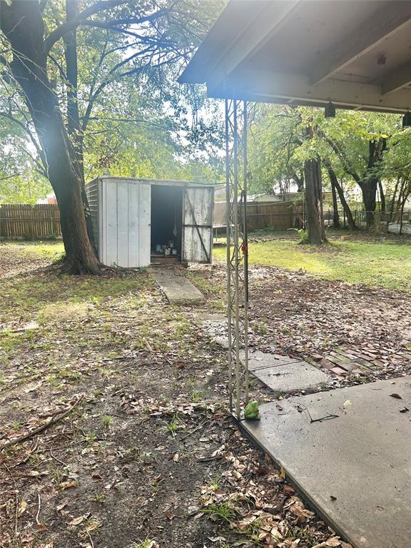 Lee Re - Residential