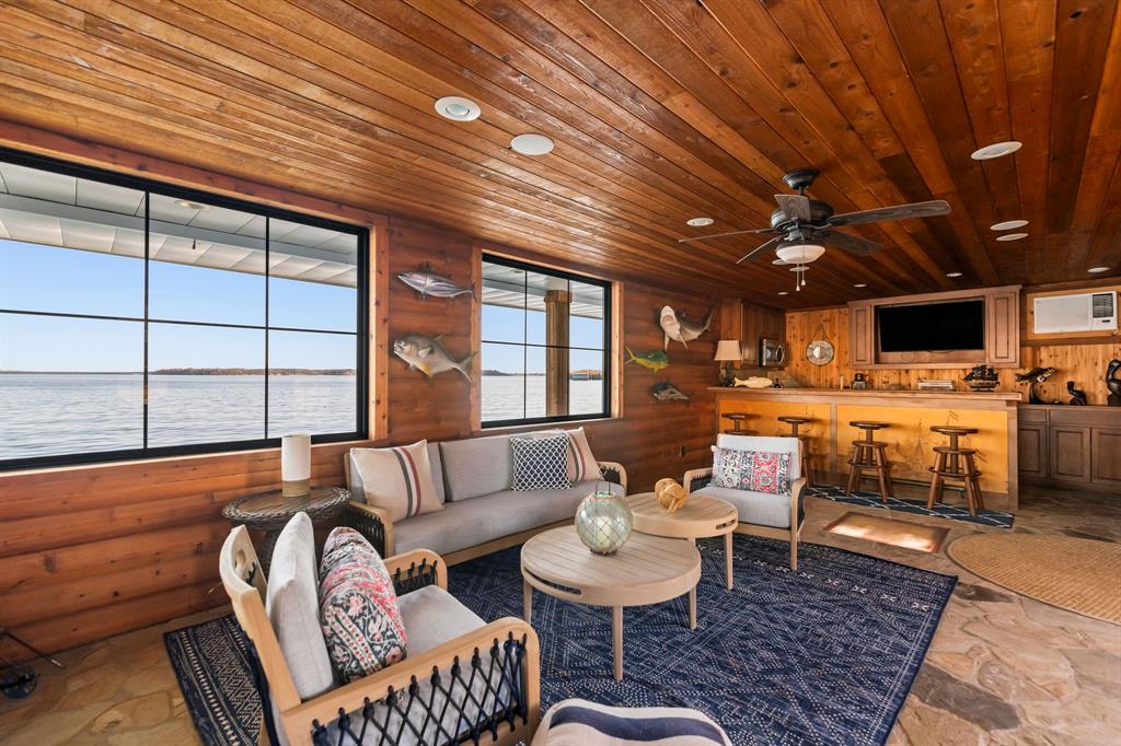 Boat Club - Residential