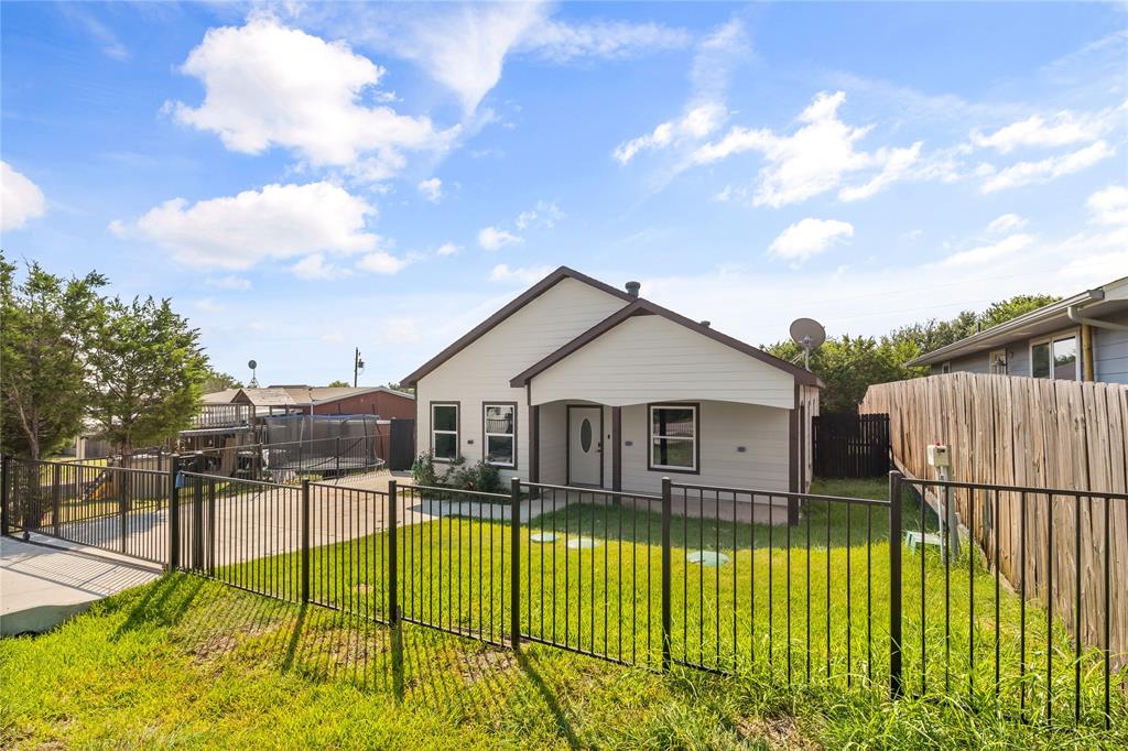 907 Colorado River Drive