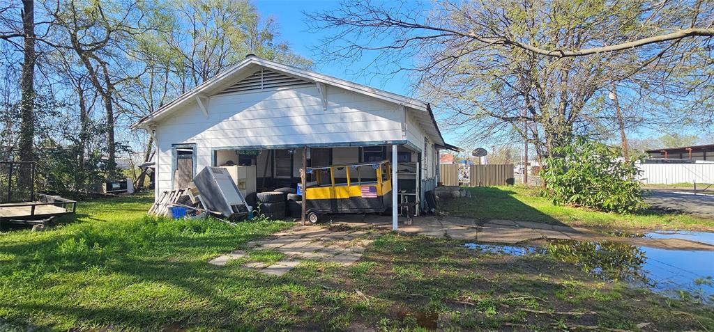 1011 Eastside Street