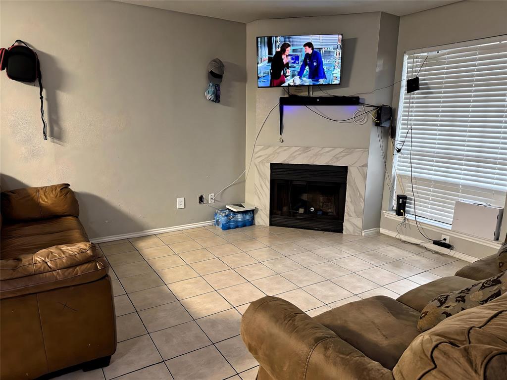 6108 Abrams Road 307