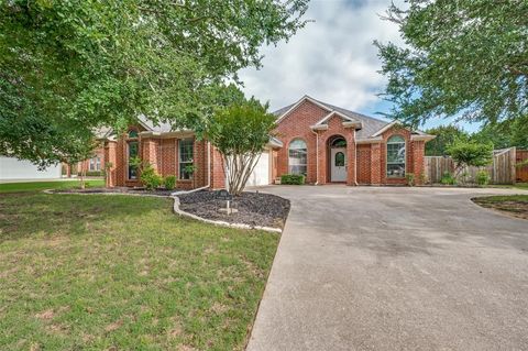 804 Lynhurst Lane Denton TX 76205
