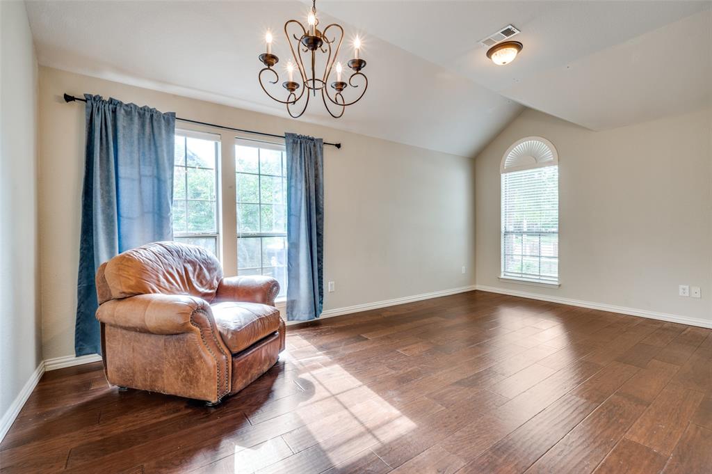 804 Lynhurst Lane