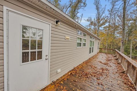 A home in Eustace