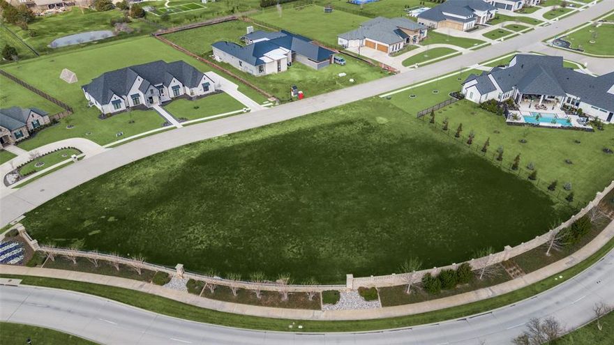 Prime Acreage lot in the prestigious Master planned community of Mustang Lakes located in the Prosper ISD.  Perfectly situated on a cul de sac. Build your dream home!  Additionally, the esteemed Mustang Lakes community offers the luxury of 2 pools, a clubhouse, a state-of-the-art gym, various sports courts, front yard maintenance & more. Must use preferred builders: Greg Alford,Dave Williams,Tim Jackson and Shaif Munir.