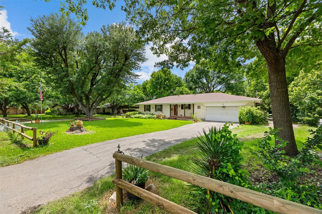 325 Oakwood Drive