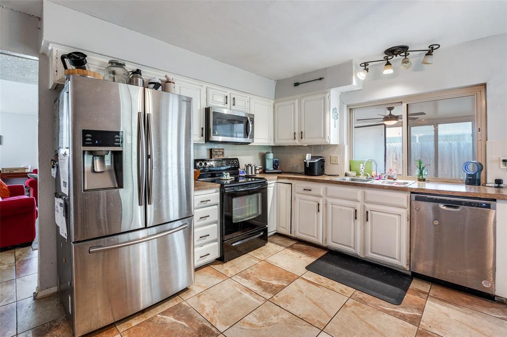 Keller Spgs Village 02 - Residential