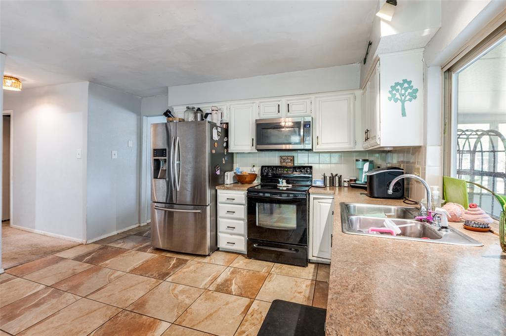 Keller Spgs Village 02 - Residential