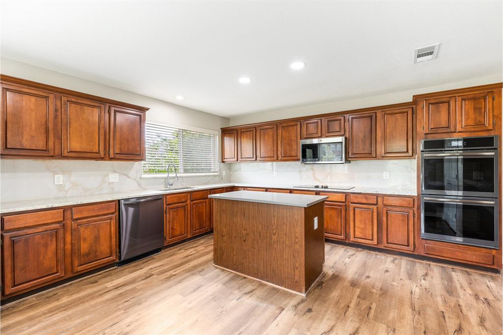 1204 Brittainy Place