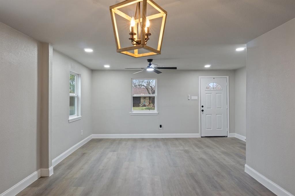 Mc Clain - Residential