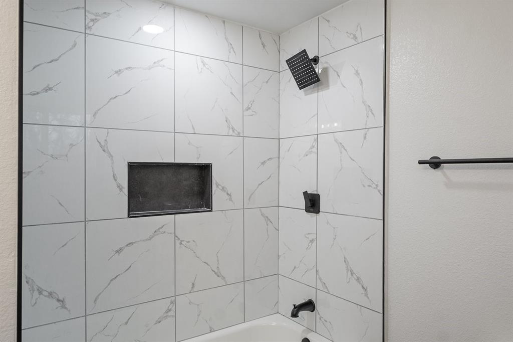 Mc Clain - Residential