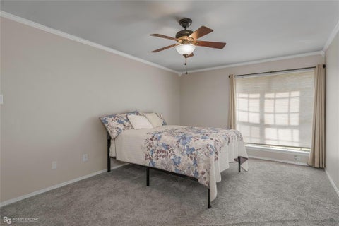 Tiny photo for 1431 Fox Street, Bossier City, LA 71112 (MLS # 21396904)