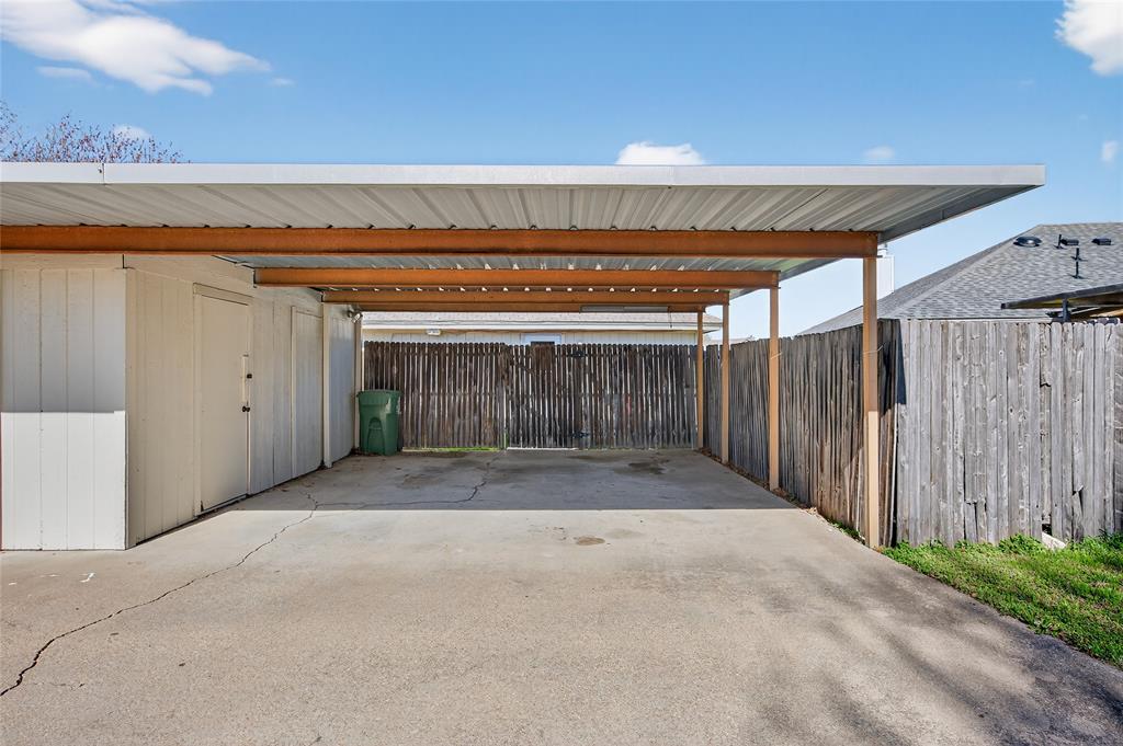 Crest The - Residential