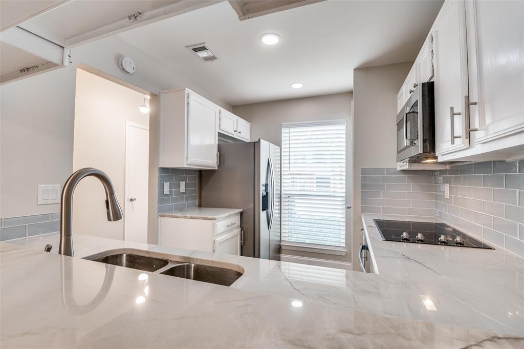 202 Samuel Boulevard C2