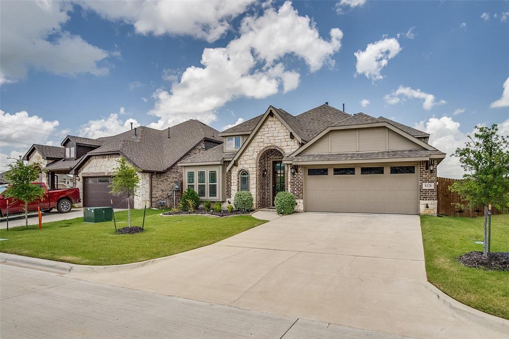 8228 Manx Point