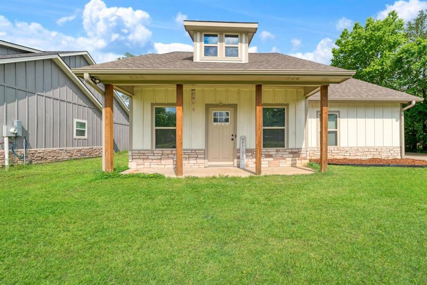Charming 3-bedroom, 2-bath home located in Blossom, TX, within the desirable Prairiland ISD and just a short walk to the elementary school. This inviting home features an open floor plan designed for comfortable living and easy entertaining. The spacious kitchen is a standout, complete with a large island, custom cabinetry, and beautiful granite countertops.

The primary suite offers a private en suite bath with a walk-in shower and dual sink vanity. A convenient Jack-and-Jill bathroom connects the two additional bedrooms, making the layout both functional and family-friendly.

With its cozy feel and thoughtful design, this home is perfect for a first-time homebuyer, retiree, or anyone looking to downsize without sacrificing style or comfort. Don’t miss this wonderful opportunity to own a home in a great location!