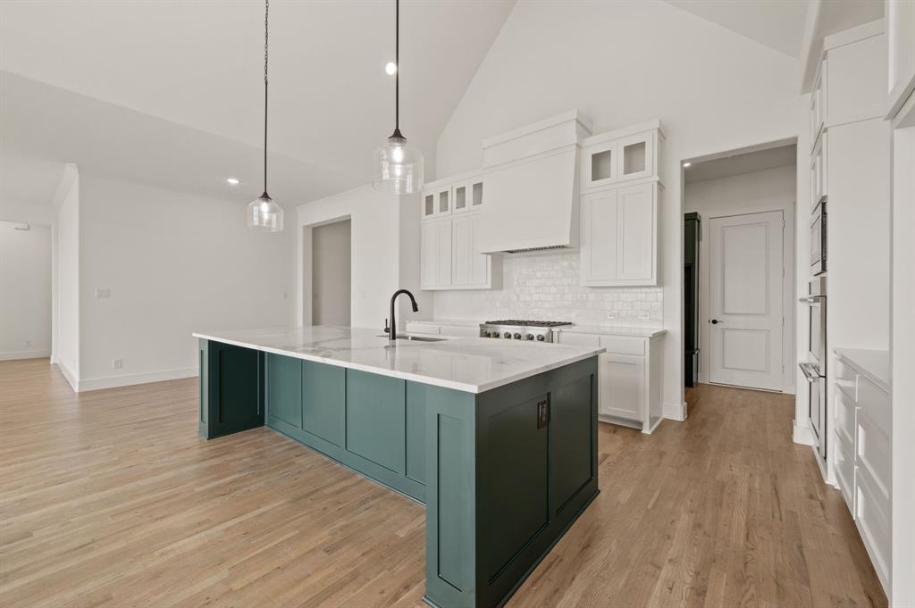 Bella Flora - Residential