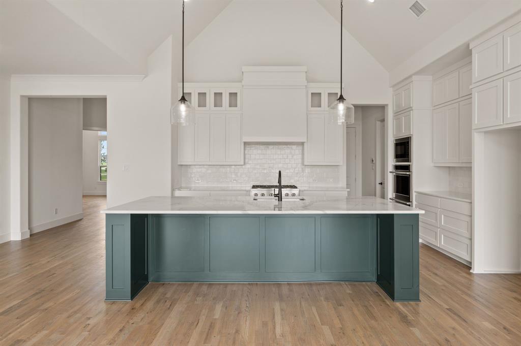 Bella Flora - Residential