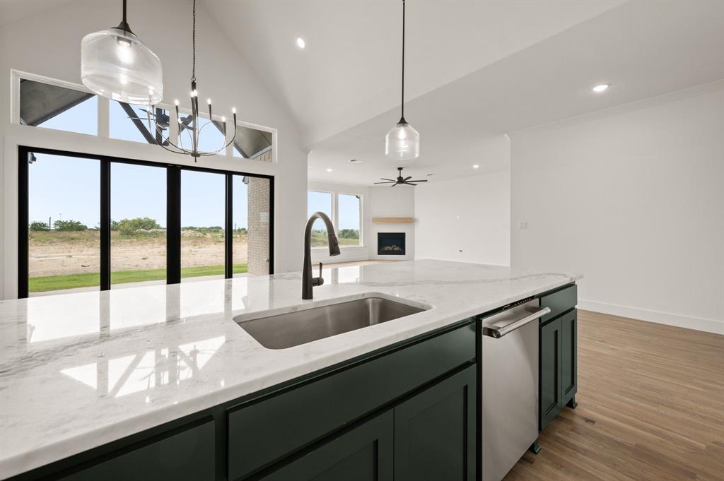 Bella Flora - Residential