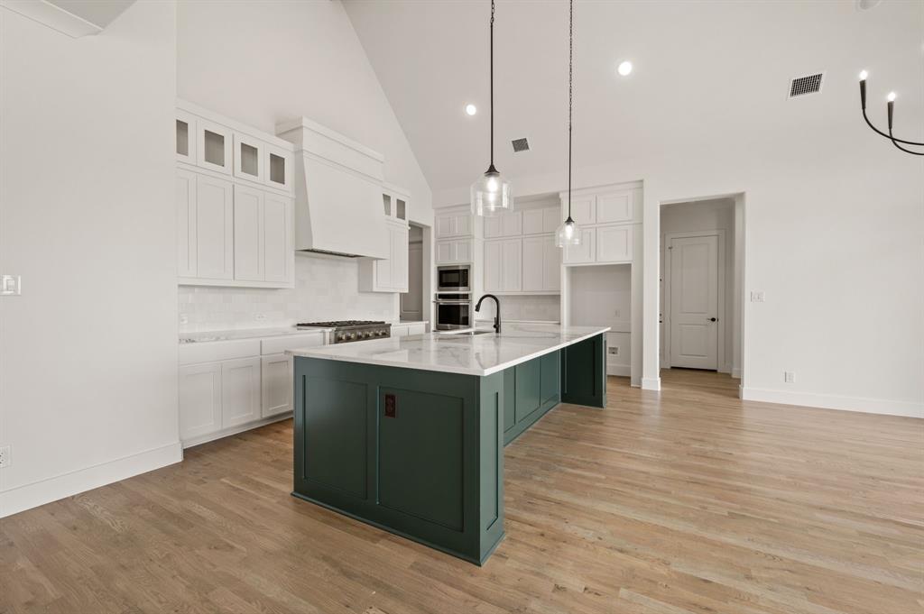 Bella Flora - Residential