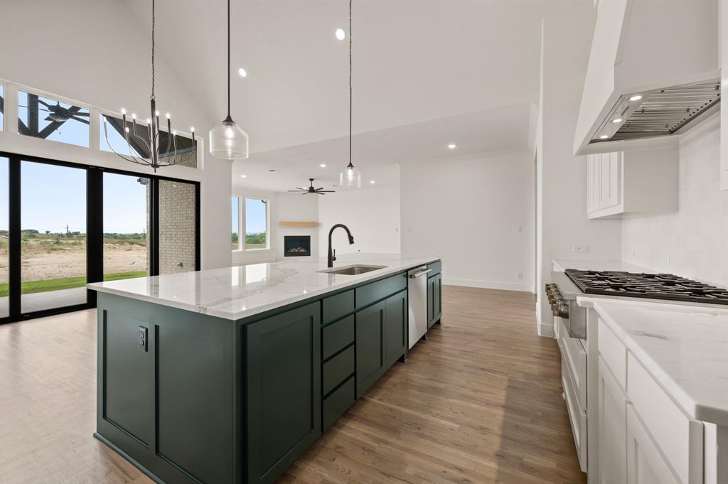 Bella Flora - Residential