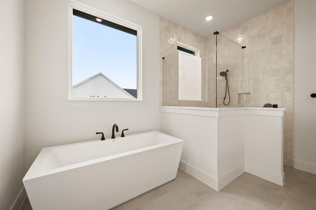 Bella Flora - Residential