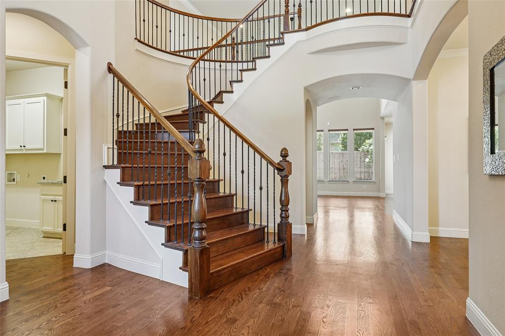 1225 Huron Drive
