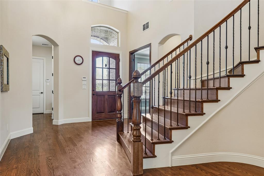 1225 Huron Drive