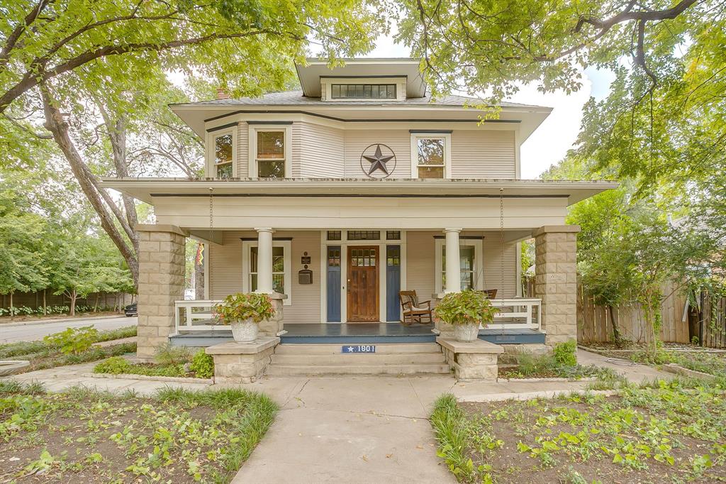 1901 Fairmount Avenue