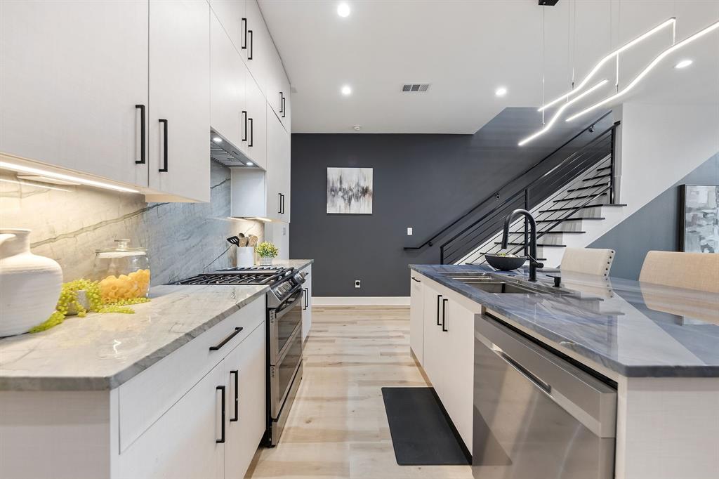 Clifton Place 02 - Residential