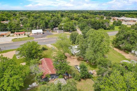 506 E Royall Boulevard Malakoff TX 75148
