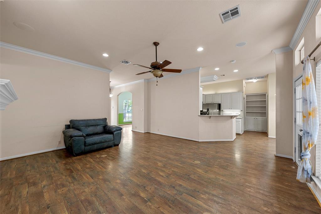 108 Hidden Oaks Drive