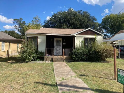 1218 Tarpley Avenue Dallas TX 75211