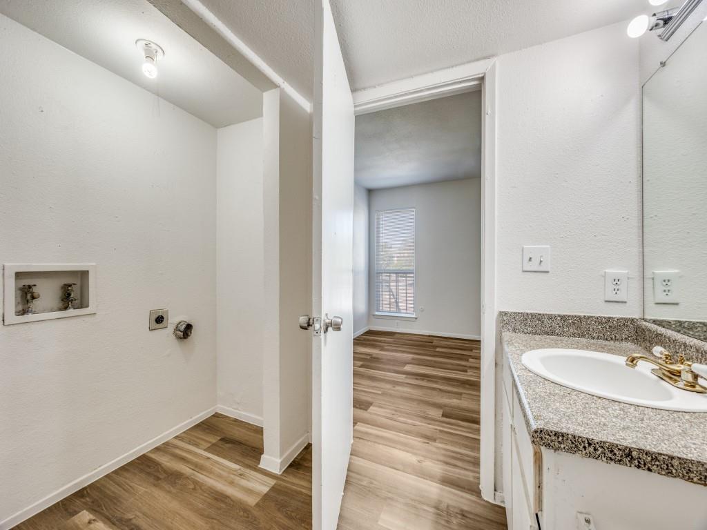 Teakwood on the Creek Condominium - Residential Lease