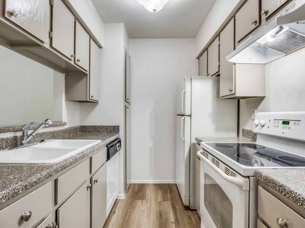 Teakwood on the Creek Condominium - Residential Lease