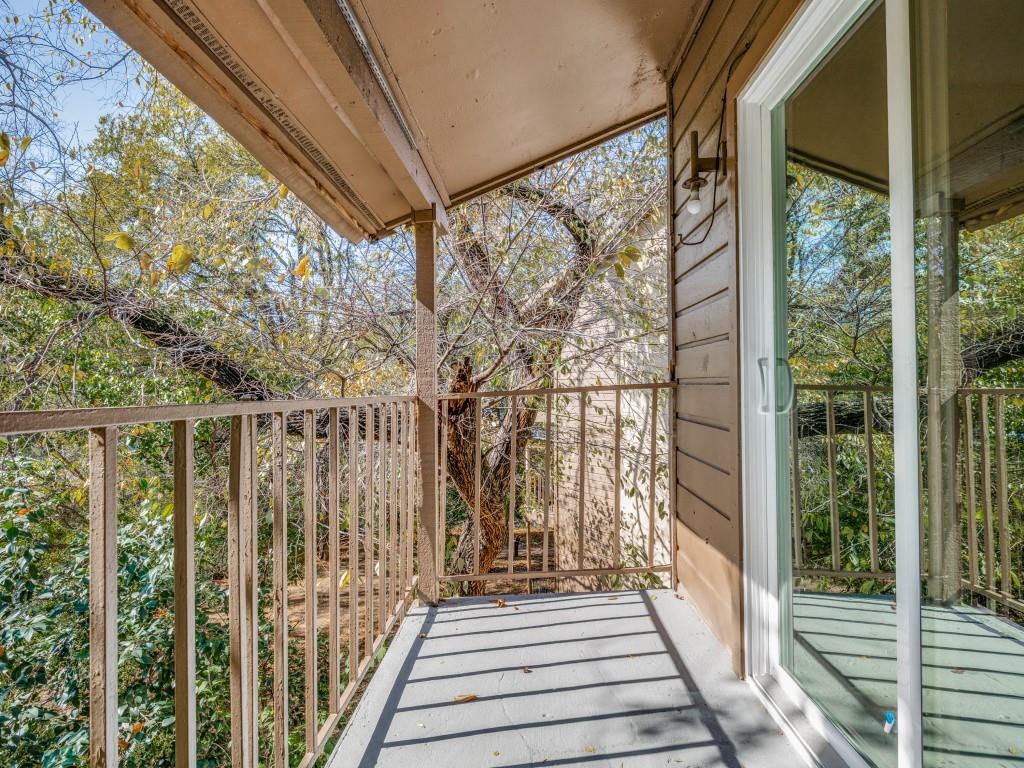 Teakwood on the Creek Condominium - Residential Lease