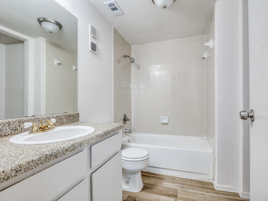 Teakwood on the Creek Condominium - Residential Lease