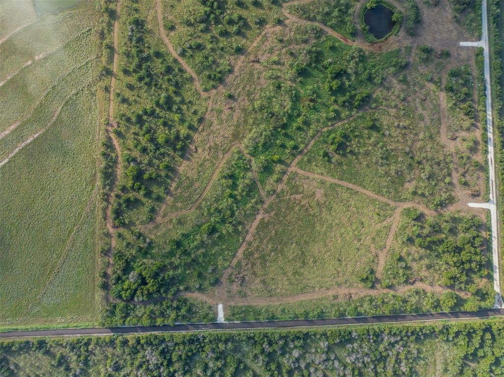 A030G P Varela-Groesbeck - Land