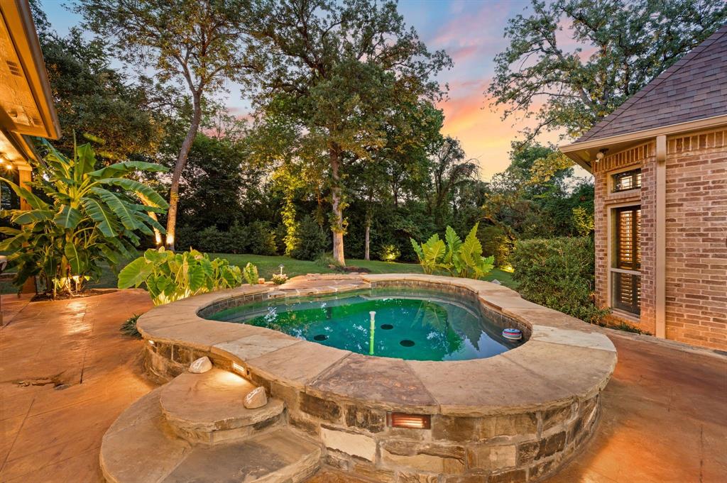 3056 Loch Meadow Court